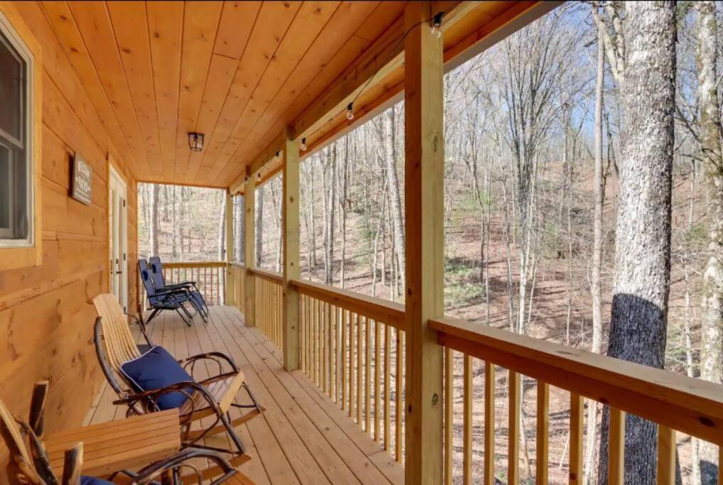 New Serene, Fun & Comfy Cabin- Covered Deck, Grill, Arcade Murphy Exterior foto