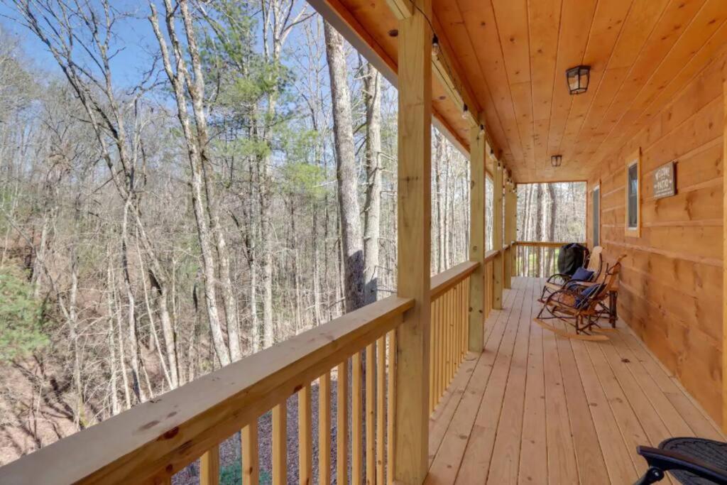 New Serene, Fun & Comfy Cabin- Covered Deck, Grill, Arcade Murphy Exterior foto